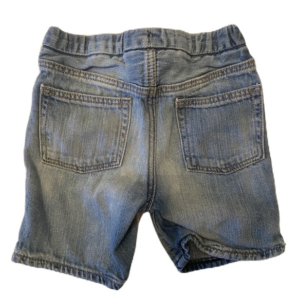 Baby Gap Shorts - 12-18months - Picture 2 of 2